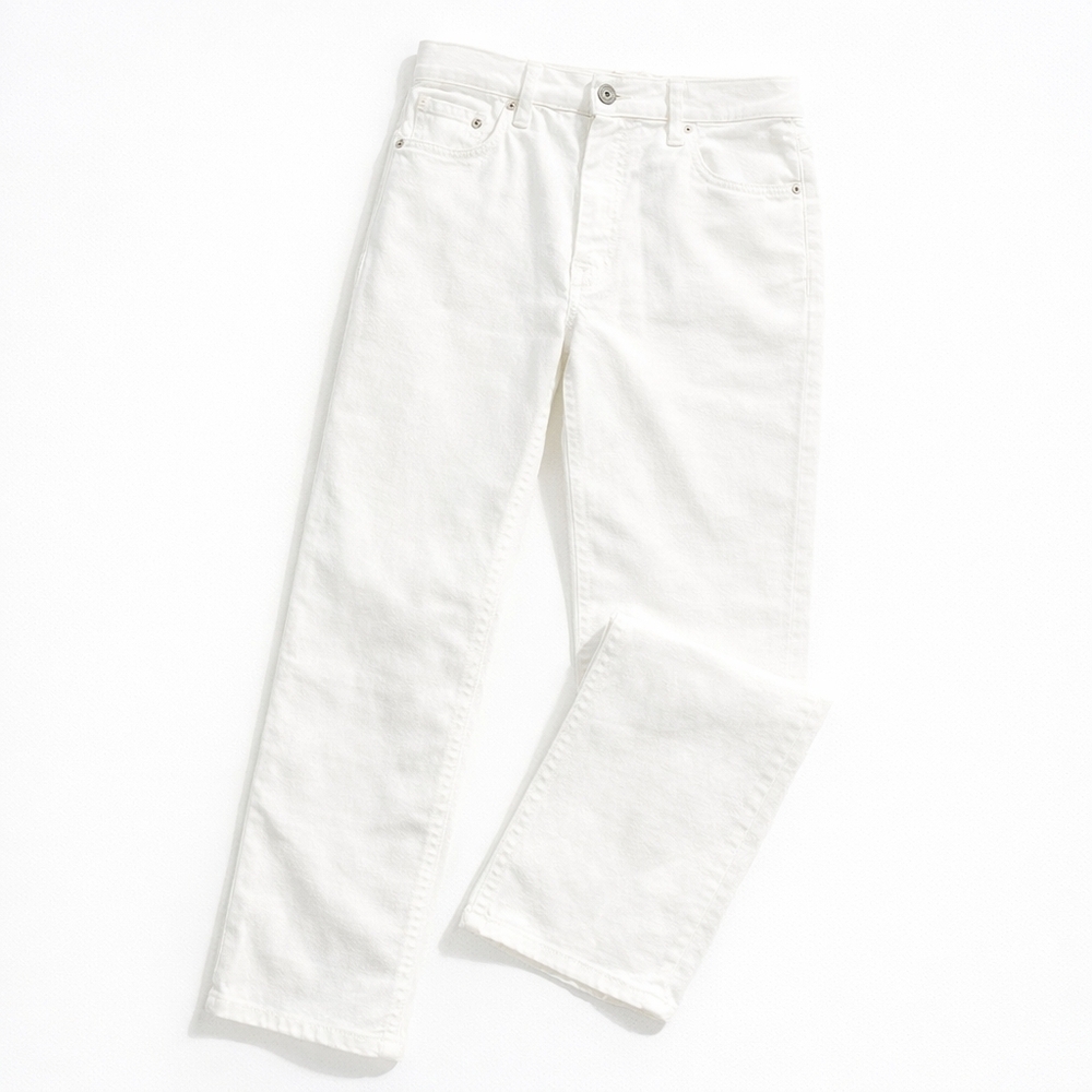 J. JILL Women's Denim White Straight Leg Pant. Great Condition.